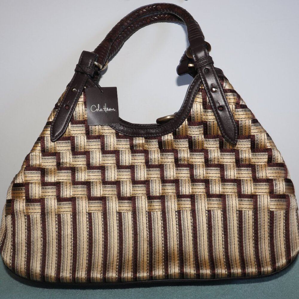 NWT COLE HAAN Genevieve Woven Triangle Hobo Shoulder Handbag Tote Silk Raffia